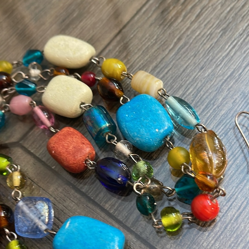 Multi Colored Glass and Dyed Stone Beaded Necklace and Earring Set - Picture 11 of 15